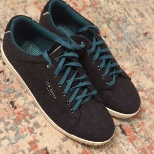 Ted Baker Men's Dark Blue Sneakers with Teal Highlights